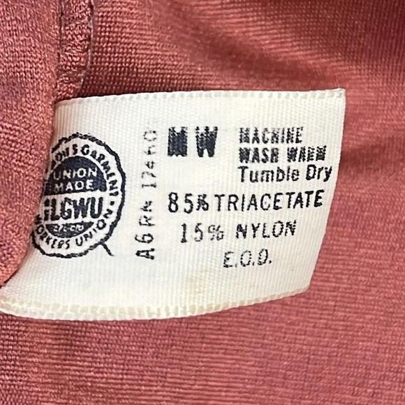 John Kloss for Cira Vintage Velour USA Made Robe with Tie in Pink - Size Small - Picture 8 of 8